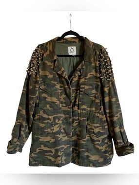 Women’s UNIF Awol Studded Camo Surplus Jacket Large